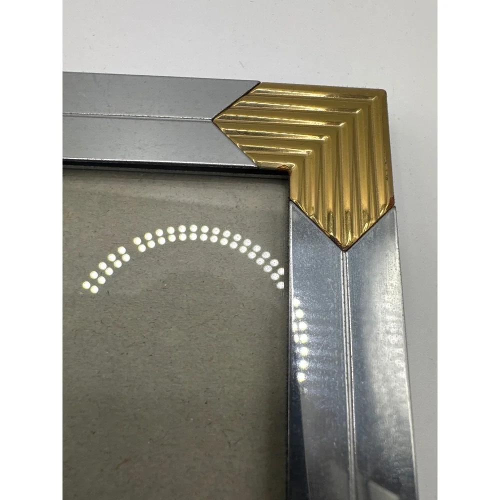 Vintage Art Deco Two Tone Gold Silver Ribbed Metal Picture Frame 3.5x4.5